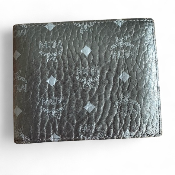 Authentic MCM Bifold Wallet In Visetos Original! - Picture 1 of 7